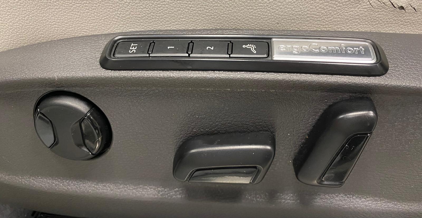 VOLKSWAGEN PASSAT 14